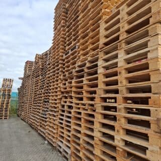 Blokpallet mix licht 110x130cm, gebruikt