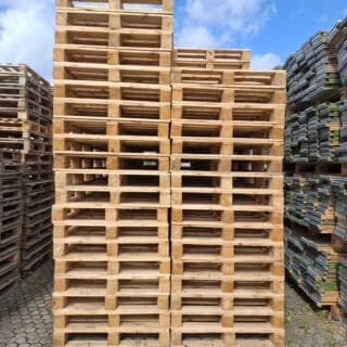 Blokpallet halfzwaar 97x113cm, gebruikt