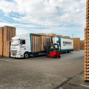 pallets inladen bij pallethandel in friesland