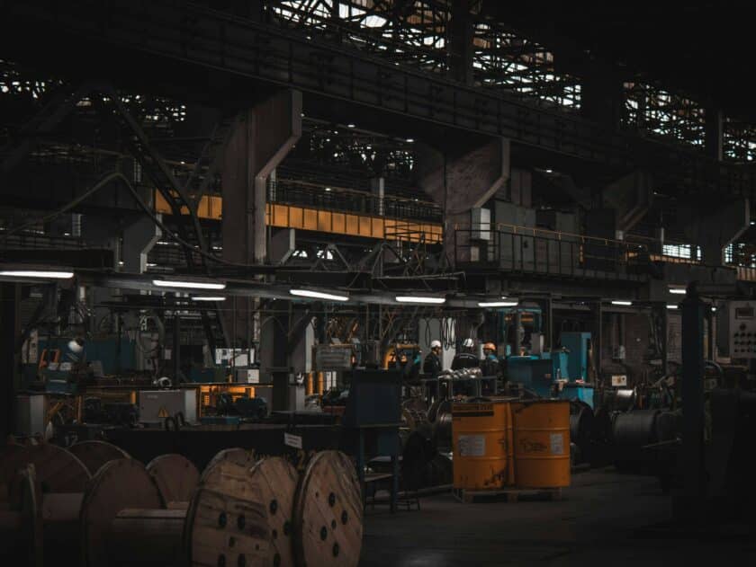 automotive pallets in fabriek
