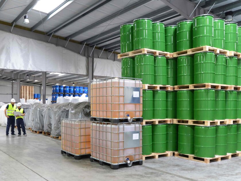 chemie pallets voor de chemische industrie in warenhuis