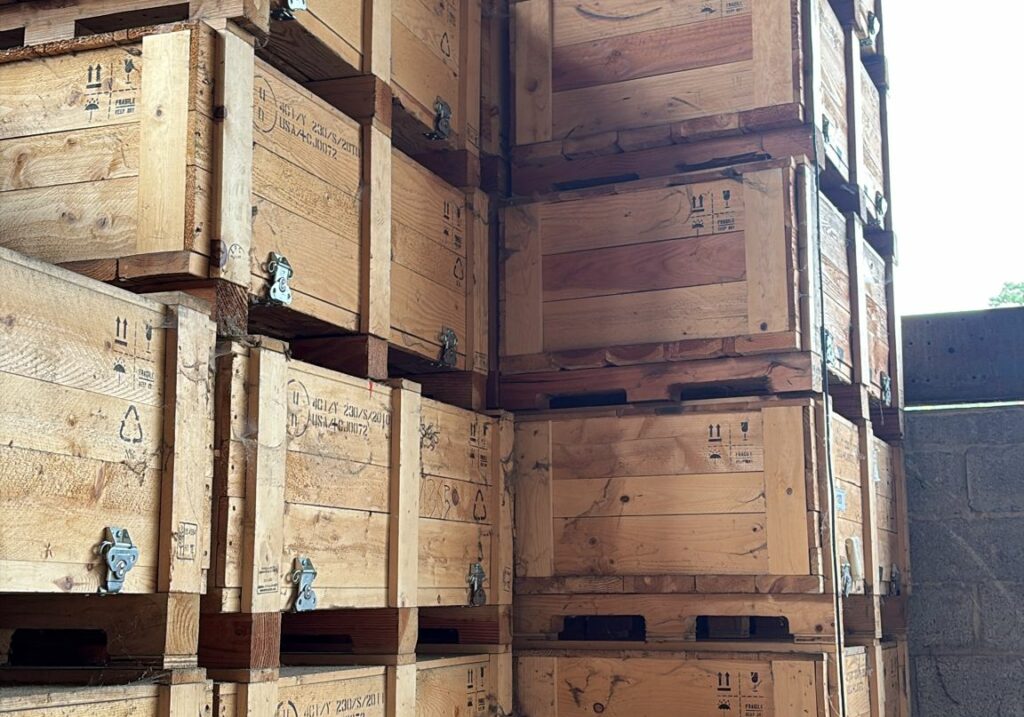 WEB-ZONH-040, Houten kist 80x120cm, gebruikt (2)