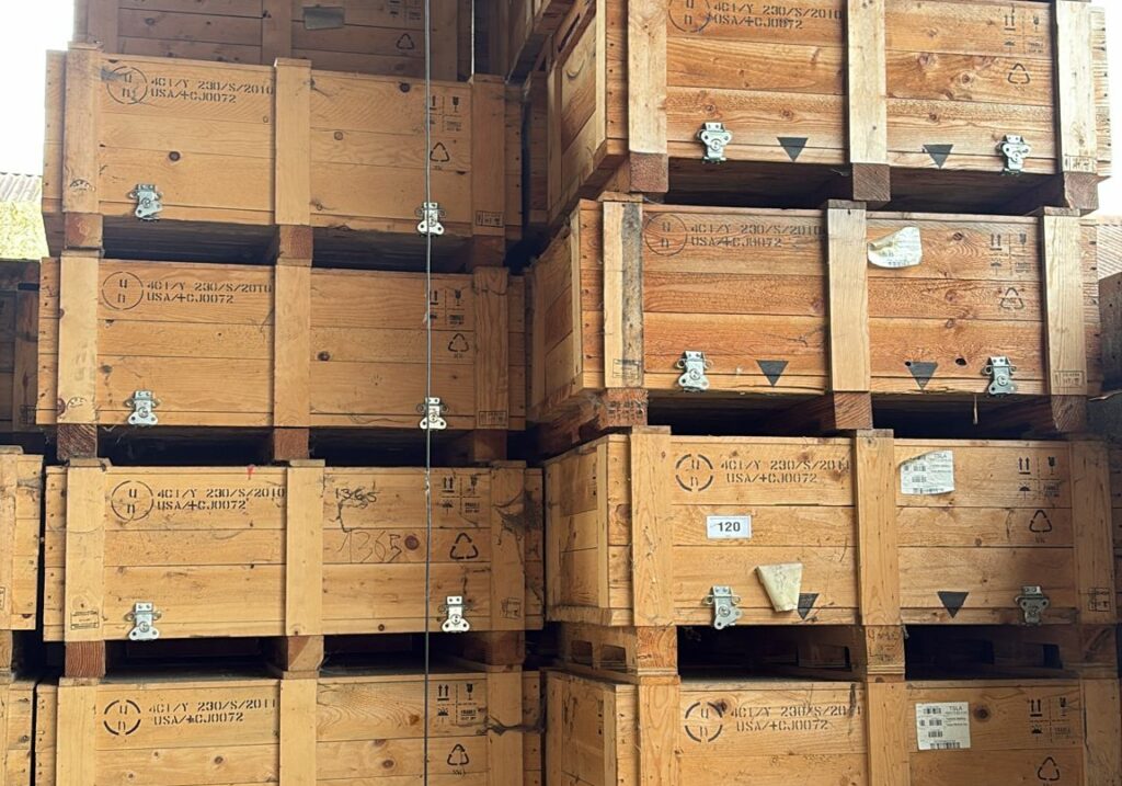 WEB-ZONH-040, Houten kist 80x120cm, gebruikt (2)