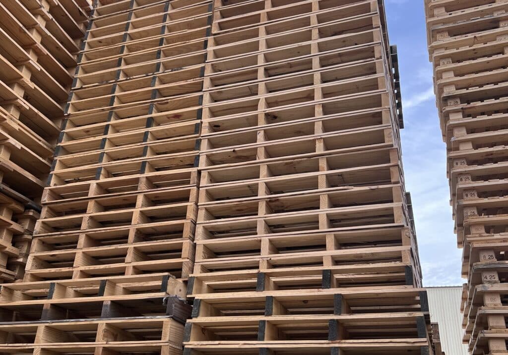 WEB-STAB-042 - Balkpallet Mixpartij L127 x B107-112, gebruikt